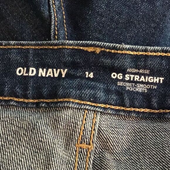 Old Navy OG Straight Secret Smooth Pocket High Rise Mid Wash Denim Shorts NEW - Picture 12 of 15